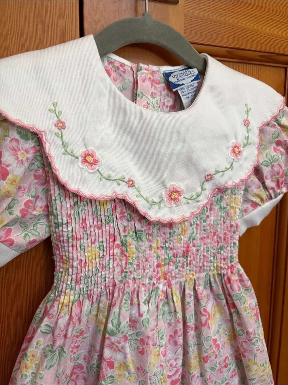 Vintage Carriage Boutiques Smocked Embroidered Floral Romper 3/4 LIKE NEW